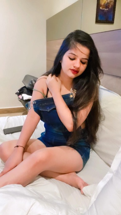 female Call Girls in Connaught Place